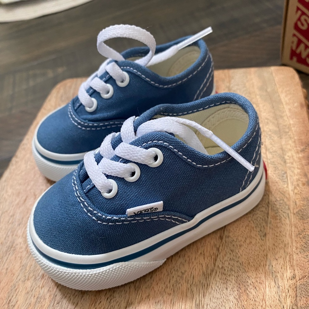 Vans Baby Toddler Authentic Blue and White Sneakers Classic Canvas Design - Picture 5 of 11